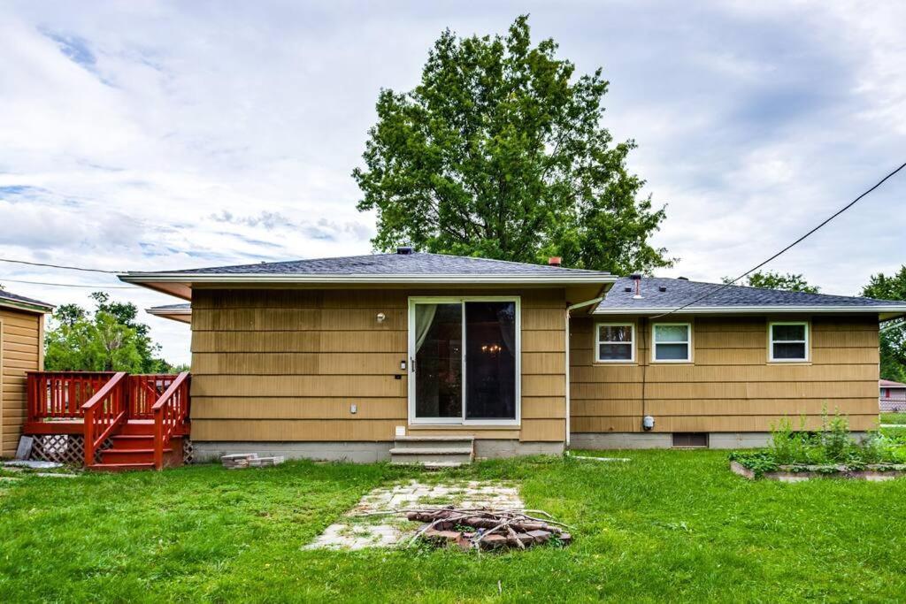 Апартаменти {Quiet Suburban Ranch Hot Tub} Mins Arpt/Rit/Dwnt Рочестер Екстер'єр фото